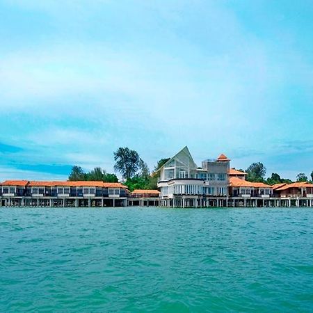 Avillion Port Dickson Hotel Bagian luar foto Desaru Coast Resort