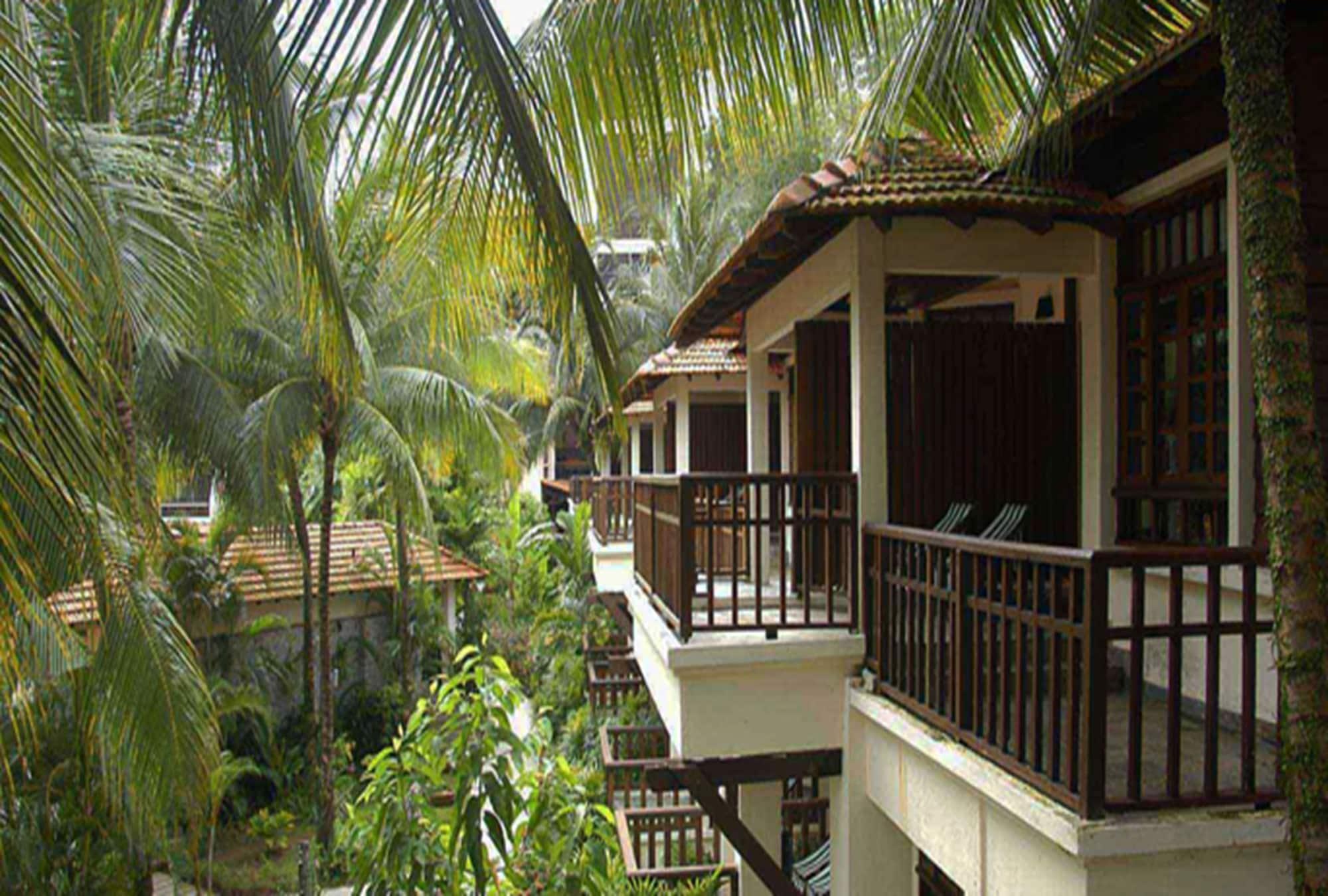 Avillion Port Dickson Hotel Bagian luar foto The Villas