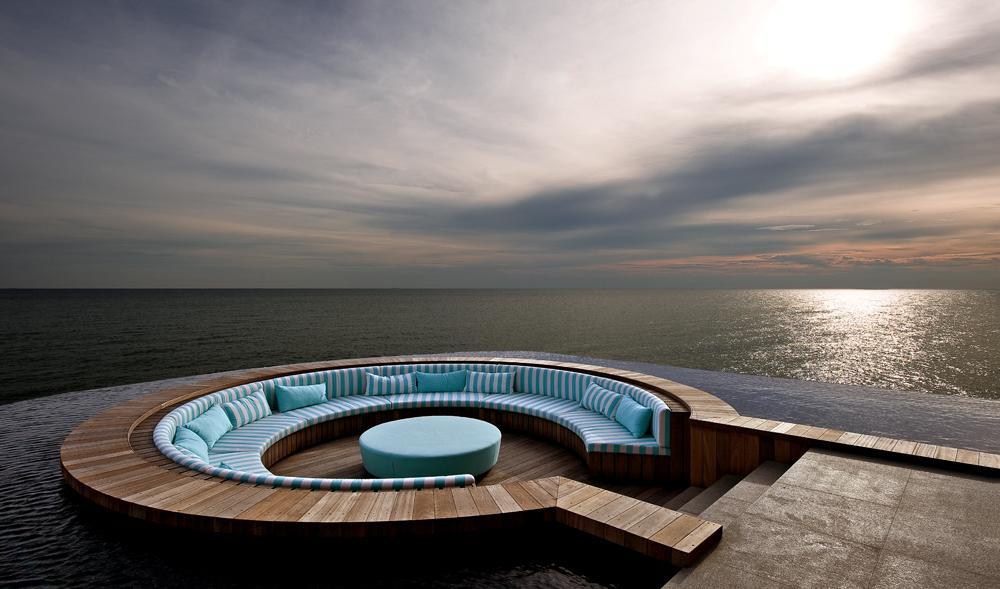 Avillion Port Dickson Hotel Bagian luar foto The Sea Lounge