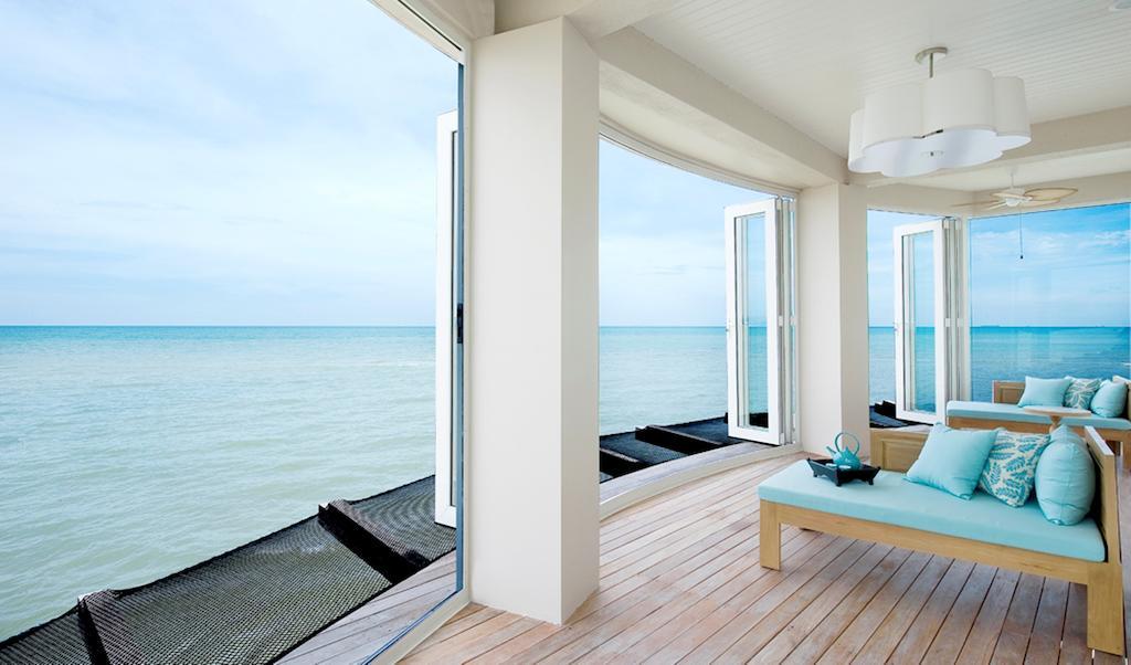 Avillion Port Dickson Hotel Bagian luar foto The view from a suite at the resort